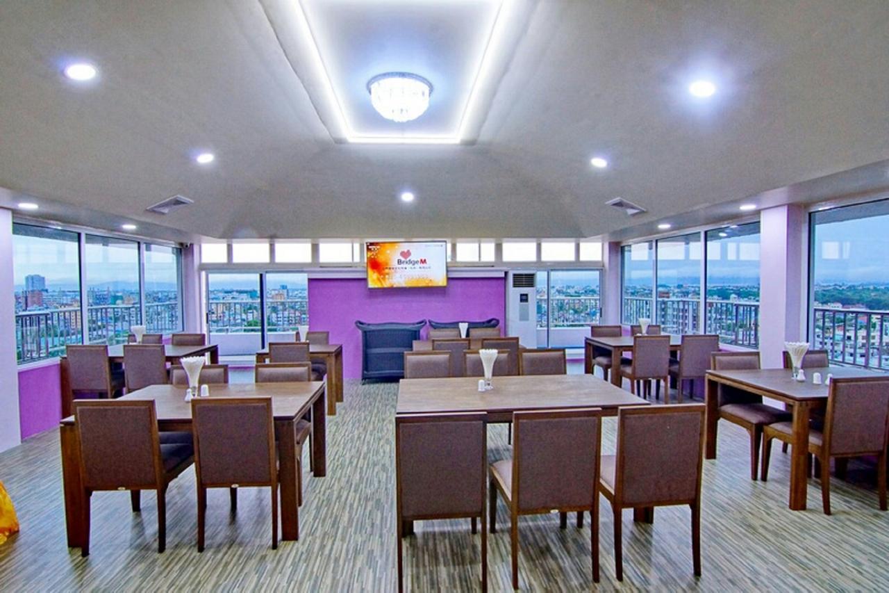 Myat Nan Yone Hotel Mandalay Exterior foto